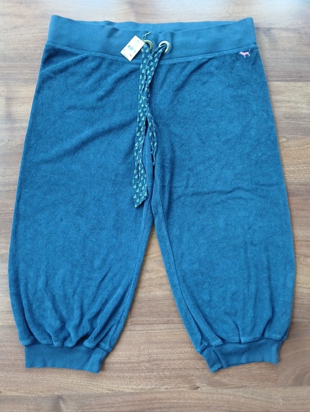Victoria's Secret PINK Terry Capris, Size L, NWT
